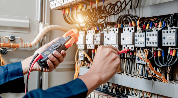 Best Circuit Breaker Repair  in West Milwaukee, WI